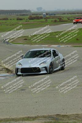 media/Dec-13-2025-OnGrid (Sat) [[98be3c0626]]/Group 2 Yellow/Offramp S3/